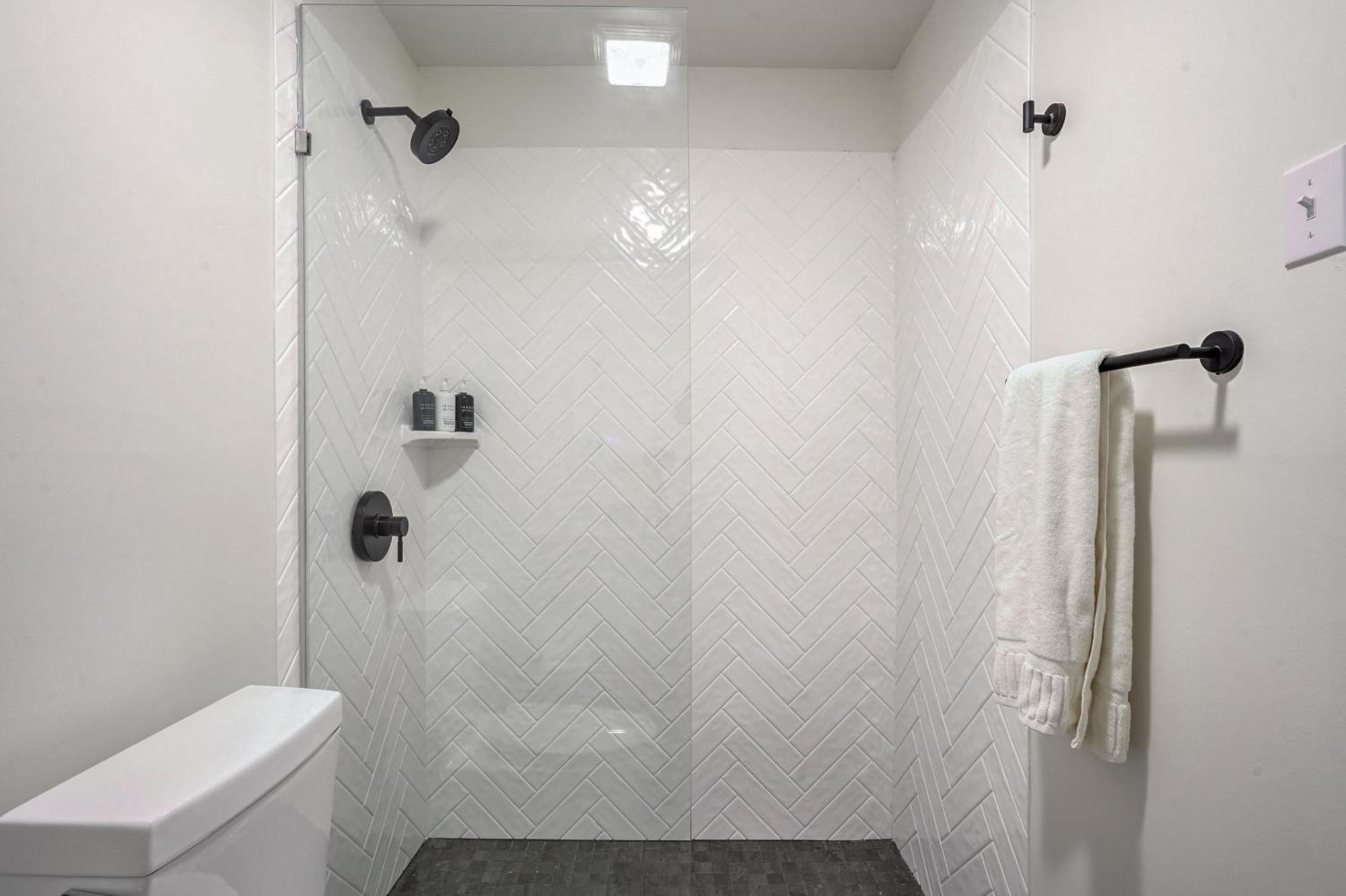 Redamo Suites Jefferson Exterior photo