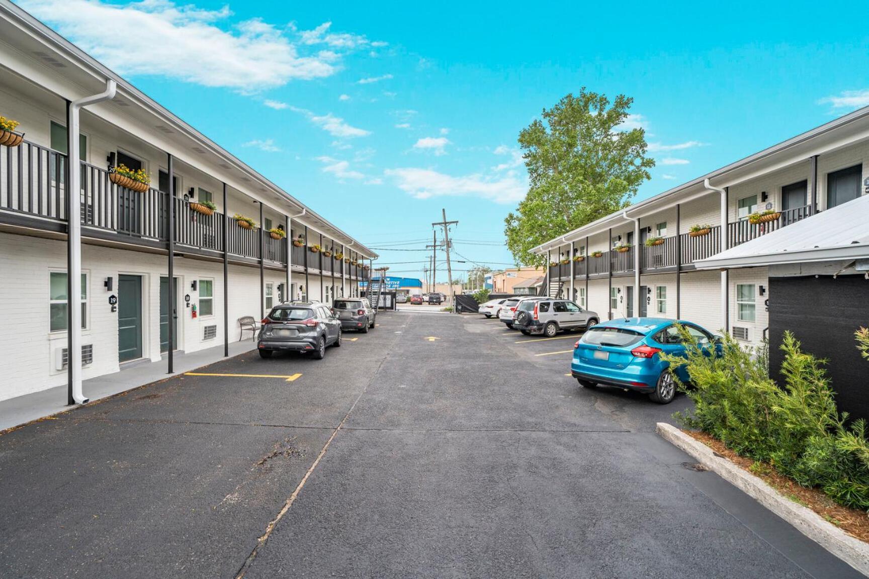 Redamo Suites Jefferson Exterior photo
